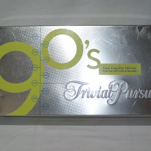 Sealed 90s Trivial Pursuit Time Capsule Edition ~ 2004 Parker Brothers Game in Metal Box !