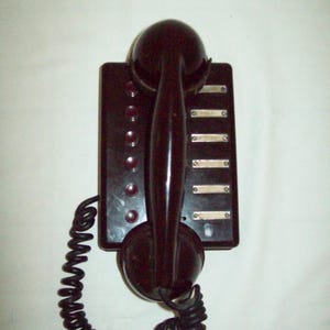 1930s Brown Bakelite 6-Station Dictaphone ~ Nice Antique Piece ~ Does Display Well !