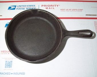 Vintage Gusseisen Wagner Ware 8" Bratpfanne/Skillet ~ "A" ~ Hergestellt in den USA!