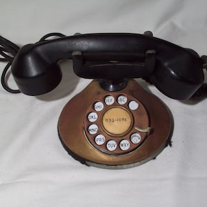 Early 1900&#39;s Automatic Electric Co. Monophone  ~ Antique Rory-Dial Desk Phone ~ Does Display Well !
