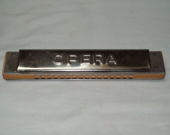 Vintage Opera Harmonica ~ 32 Holes & is in key C ~ &quot;Made in Poland&quot;
