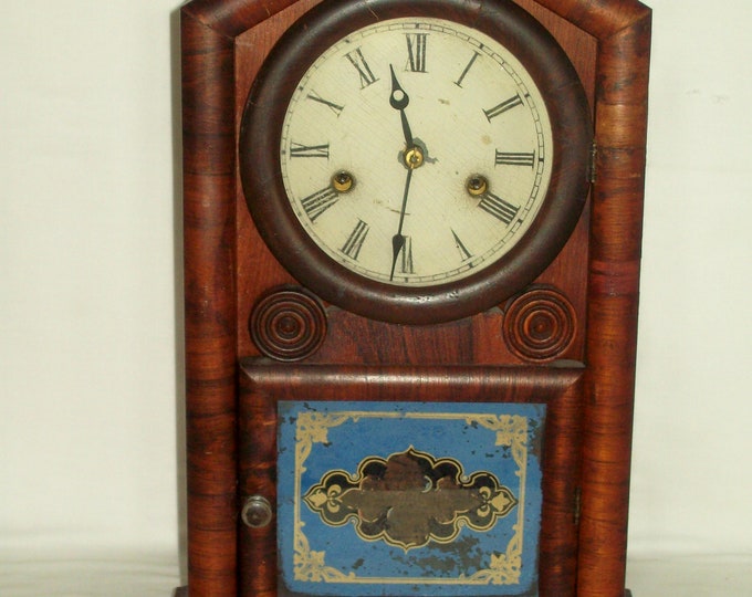 Antique New Haven Mantle Clock Key Wind Pendulum Movement Working
