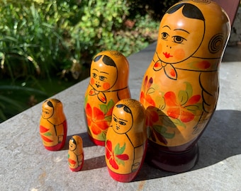 レトロNationalityDollsまとめて12カ国全12種　未開封　希少 Vintage Czar Nicholas II Family Russian Nesting Doll, 9-piece