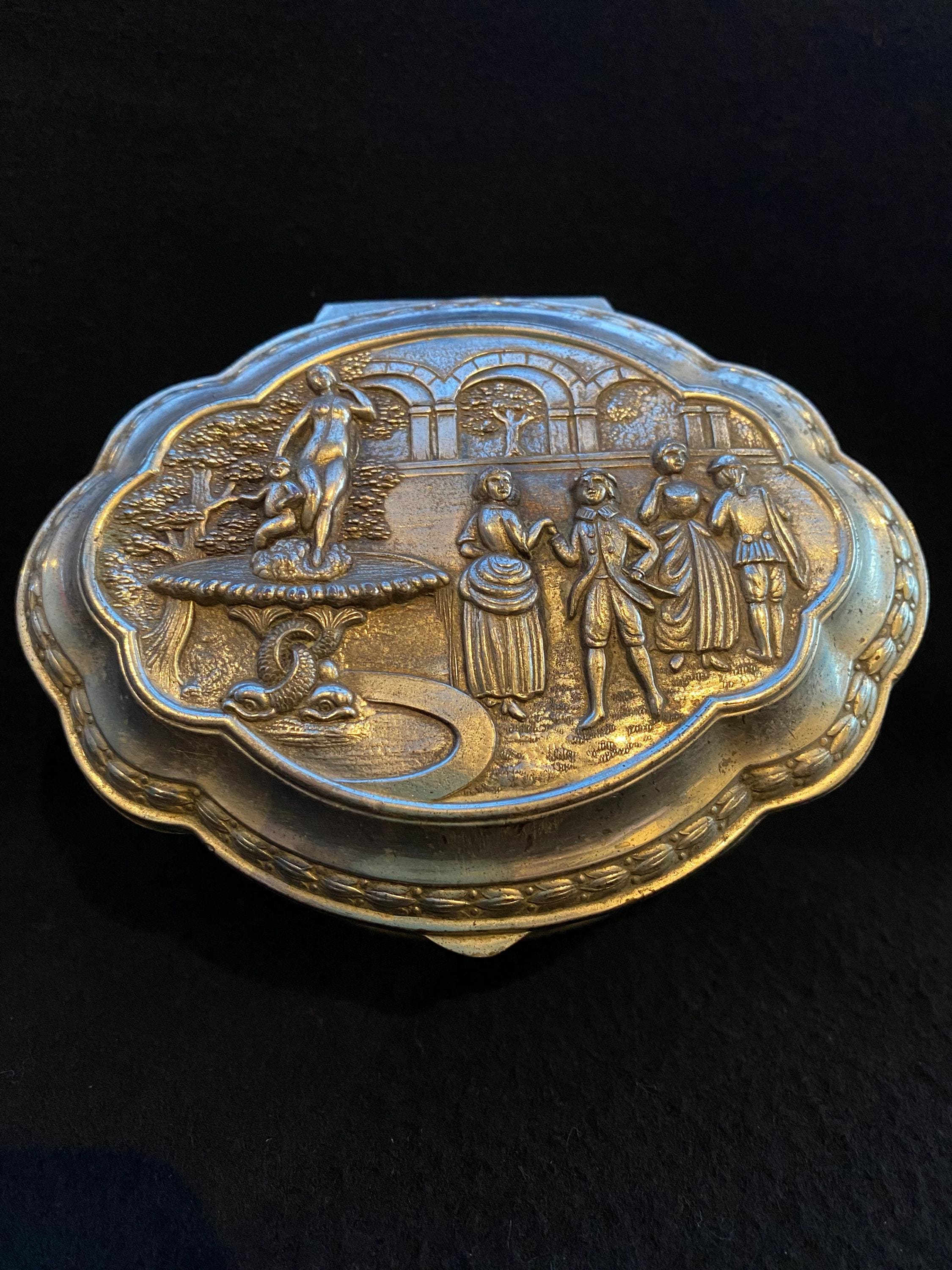 Silver Scene Box - Etsy Canada