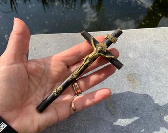 Antik liturgisk krucifix nunnkrucifix, gotiskt kors Vår Herre