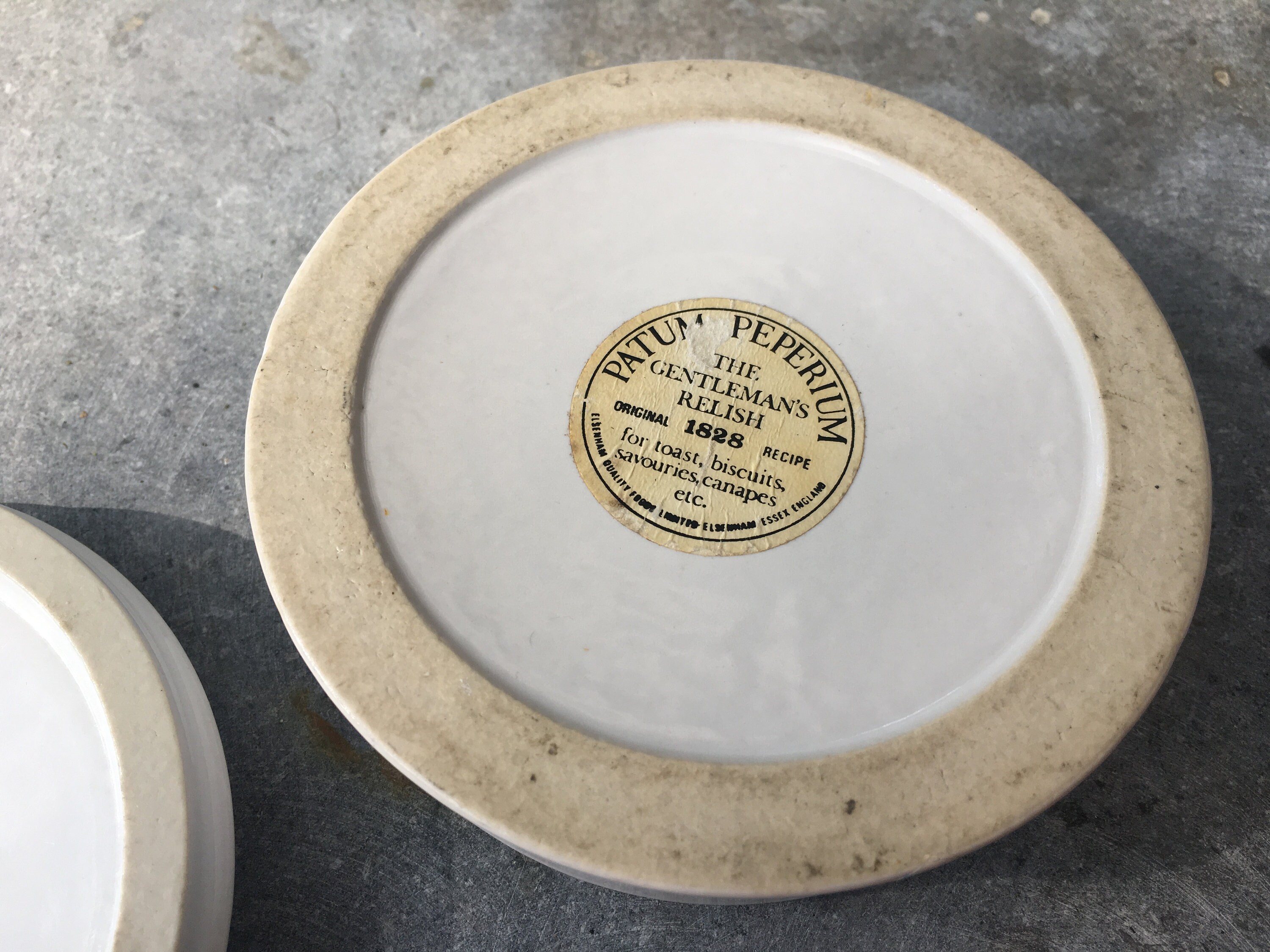 Vintage White Ceramic Pot Lid Patum Peperium the Gentlemans Etsy