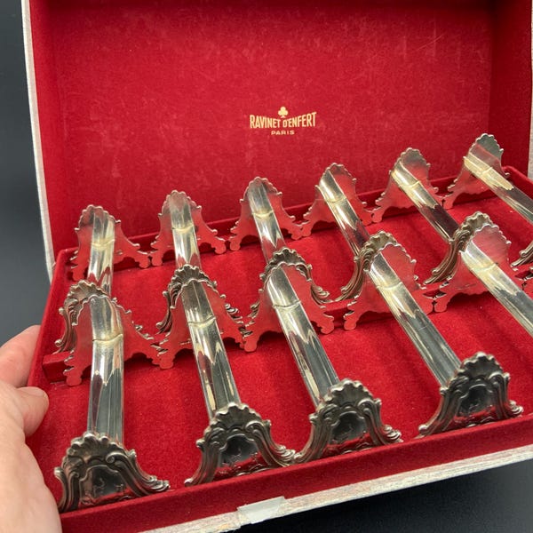 12 vintage silver-plated knife rests and cutlery holders, in original box, by 'Ravinet d'enfert', Paris, France