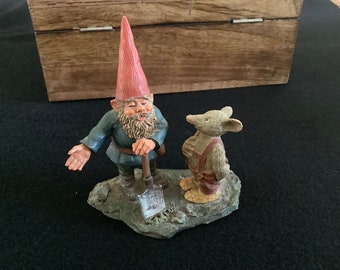 Enter the wonderful world of Rien Poortvliet's gnomes. Al with Mouse' Gnome with shovel and mouse figurine