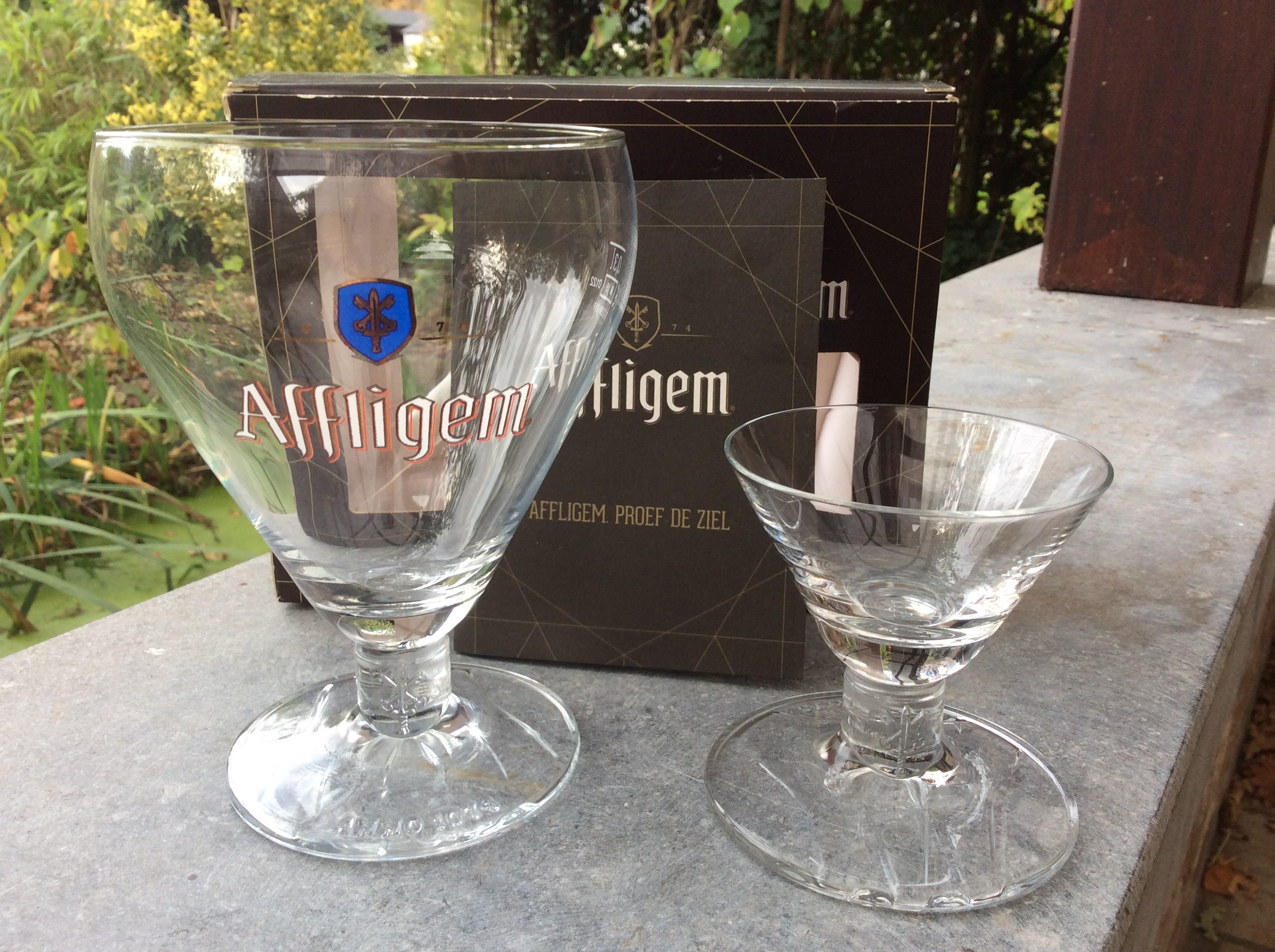 Ontrouw storting Goedaardig Een kelkvormig glas en klein gistglas voor het Affligem - Etsy België