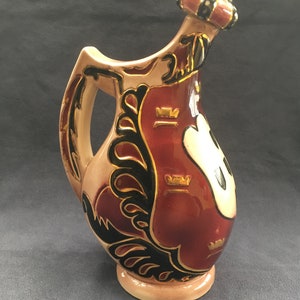 Decorative jug with stopper and gilt motif, made by Quaregnon, Coceram