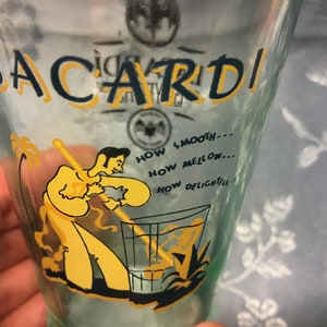 1 zabytkowy kieliszek do koktajli Bacardi, edycja limitowana, Bacardi 150 lat dla kolekcji Bacardi, Bacardi Collector, szklanka Bacardi 150 lat