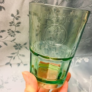 1 zabytkowa szklanka Bacardi, kufel Bacardi, do kolekcji Bacardi, dla kolekcjonerów Bacardi, gruba zielona szklanka do koktajli Bacardi od 1862 roku.
