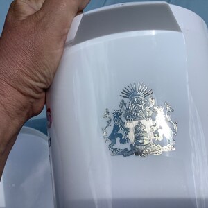 Bell's round white ice bucket with lid for ice cubes, with Bell's scotch whisky logo 'Afore ye go' image 5