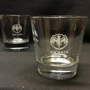 2 zabytkowe ciężkie szklanki do rumu Bacardi, Bacardi, kolekcja Bacardi, kolekcjoner Bacardi