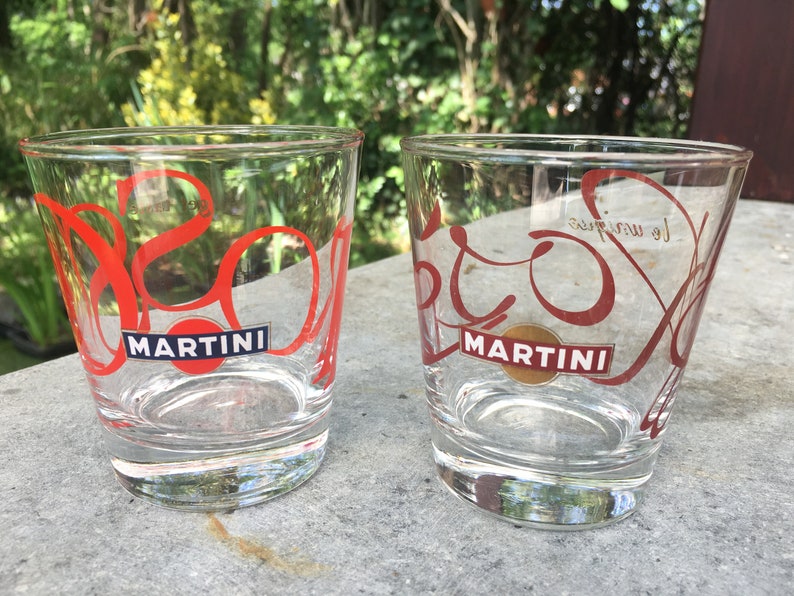 A set of 2 vintage Martini vermouth glasses Martini get taste Rosso Design glass and the Martini Be Unique Rosso glass