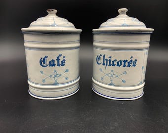 2 vintage geëmailleerde jerrycans met deksel, café en chicorée, geëmailleerde jerrycans