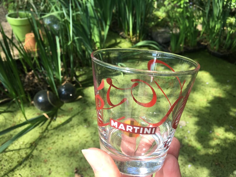 A set of 2 vintage Martini vermouth glasses Martini get taste Rosso Design glass and the Martini Be Unique Rosso glass