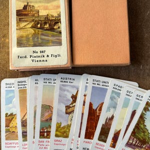 Cuartetos de Ferd City. Piatnik & Sons nº. 287 tarjetas de ciudades ilustradas de los años 50 y 55. Coleccionable poco común. Estuche de cartón doble.