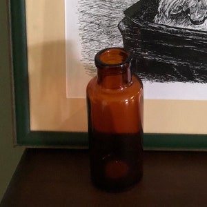 Owens-Illinois Molded Amber Glass Bottle 1931 Medicinal Chemical Druggist Bottle