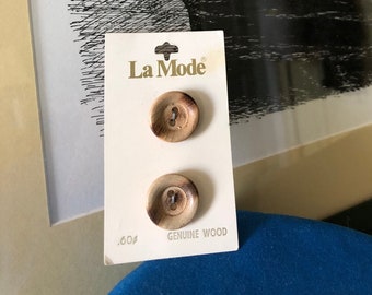 Vintage La Mode #3202 echt houten knopen met twee gaten