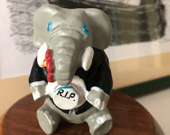 Figura de elefante republicana, pisapapeles, baratija política