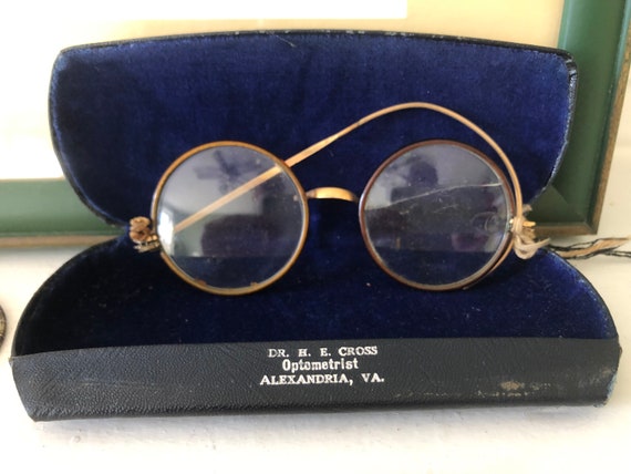 Small Collection of Antique Eyeglass Parts and Ca… - image 5