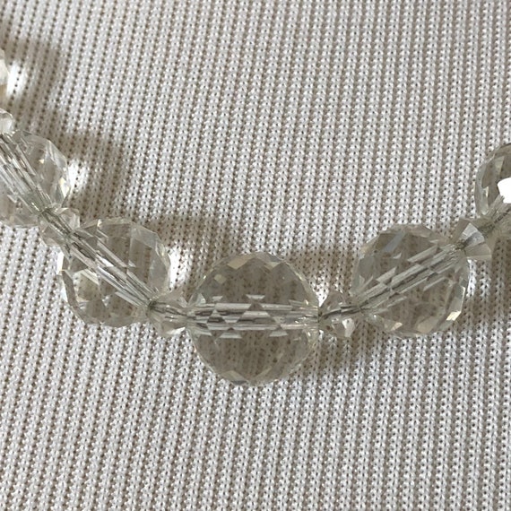 Vintage Graduated Glass Bead Necklace - image 5