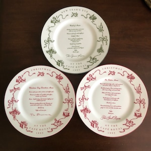 Ensemble de trois assiettes commémoratives de menu de Noël Wedgwood Café Royal 1995 Fabriqué en Angleterre