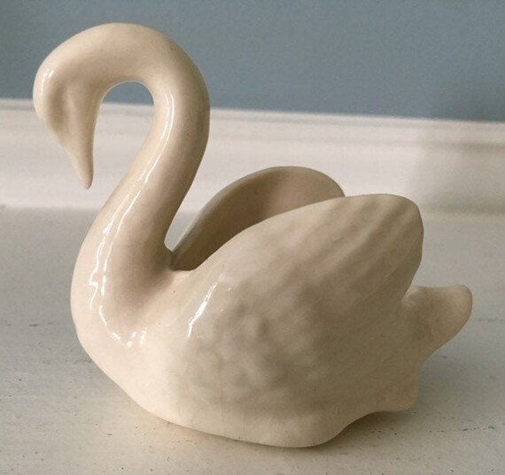 Vintage Ceramic Swan Ring Trinket Holder Mid-Cent… - image 4