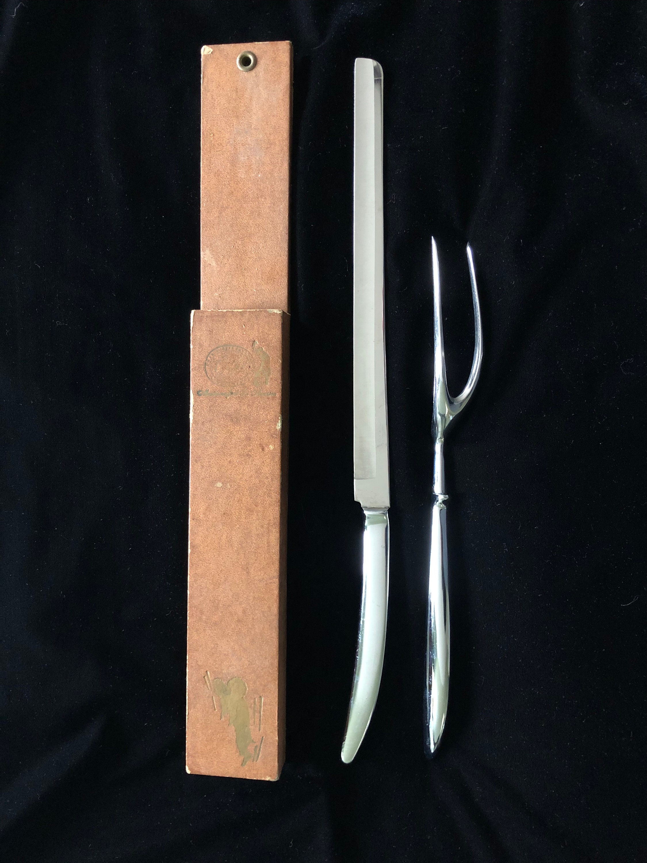 Chas D Briddell Carvel Hall Carving Set With Wall Mounted Knife Holder