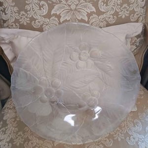 14&quot;  Vintage Mikasa Studio Nova Berries & Leaves Clear Frosted Glass Serving Platter