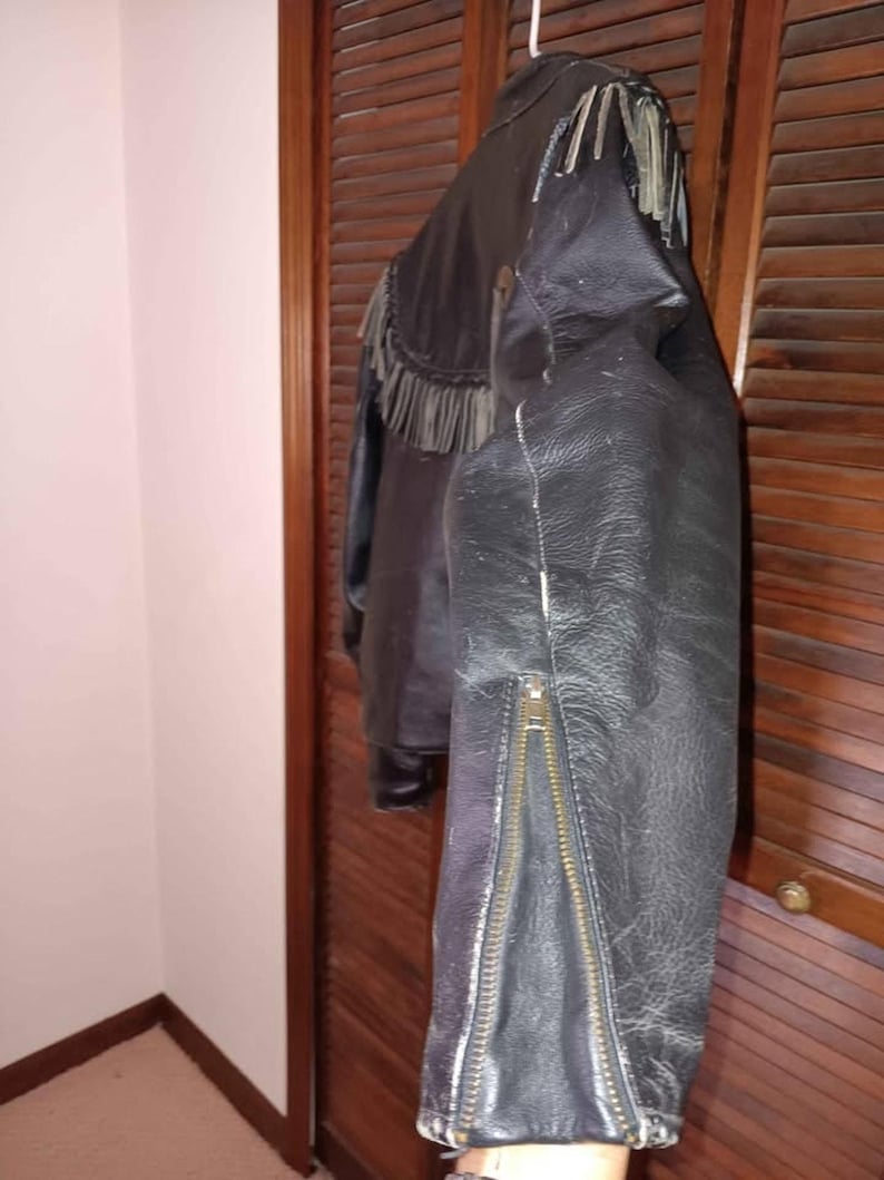 Vintage Highway Heavy Leather Short Fringe Mens Biker Jacket Size 42 - Deltona, FL image 10