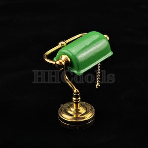 Miniatur Licht Puppenhaus Schreibtischlampe 1/12 skala decortion diy spielzeug geschenk LED kann aufleuchten