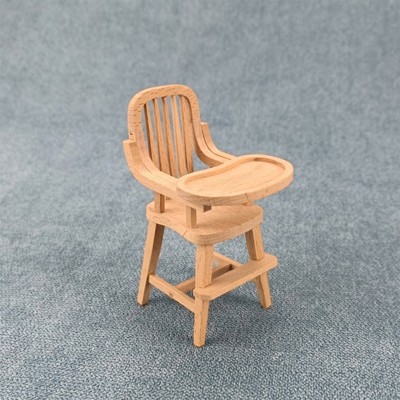 Miniatur-Hochstuhl Aus Holz – Puppenhauszubehör Im Maßstab 1:12, 5,3 X 4,2 X 10 Cm