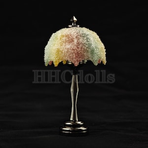 Miniaturlicht Puppenhaus Umbrella förmige Tischlampe 1/12 skala decortion diy Spielzeuggeschenk LED kann leuchten