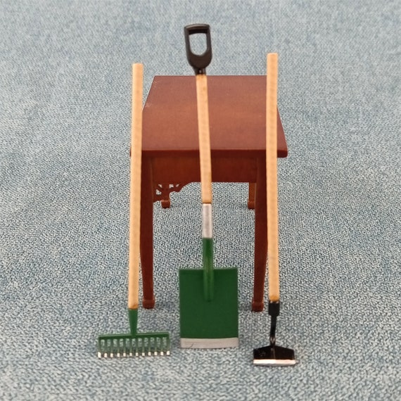 3-teiliges Miniatur-Gartenwerkzeug-Set – Schaufel, Rechen & Hacke Im Maßstab 1:12 Für Puppenhäuser Und Dioramen