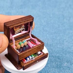 Miniatur Nähkasten Puppenhaus 1:12 Spielzeug Geschenk