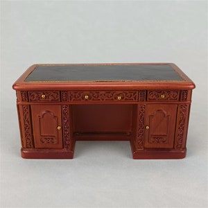 Miniature Dollhouse 1:12 Scale office desk