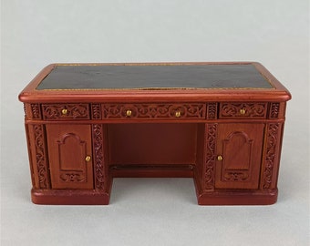 Miniature Dollhouse 1:12 Scale office desk