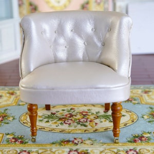 Dollhouse MIniature Furniture Single Sofa Chair Leisure Chair 1/12Scale WellMade