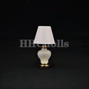 miniature light dollhouse Exquisite table lamp 1/12 scale decortion diy toys gift LED can light up