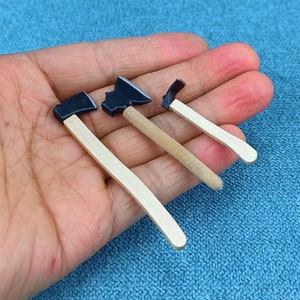 Miniature Toys Dollhouse 1:12 scale hoe ax machete tool set