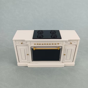 Miniature Dollhouse 1:12 Scale cooktop/cupboard