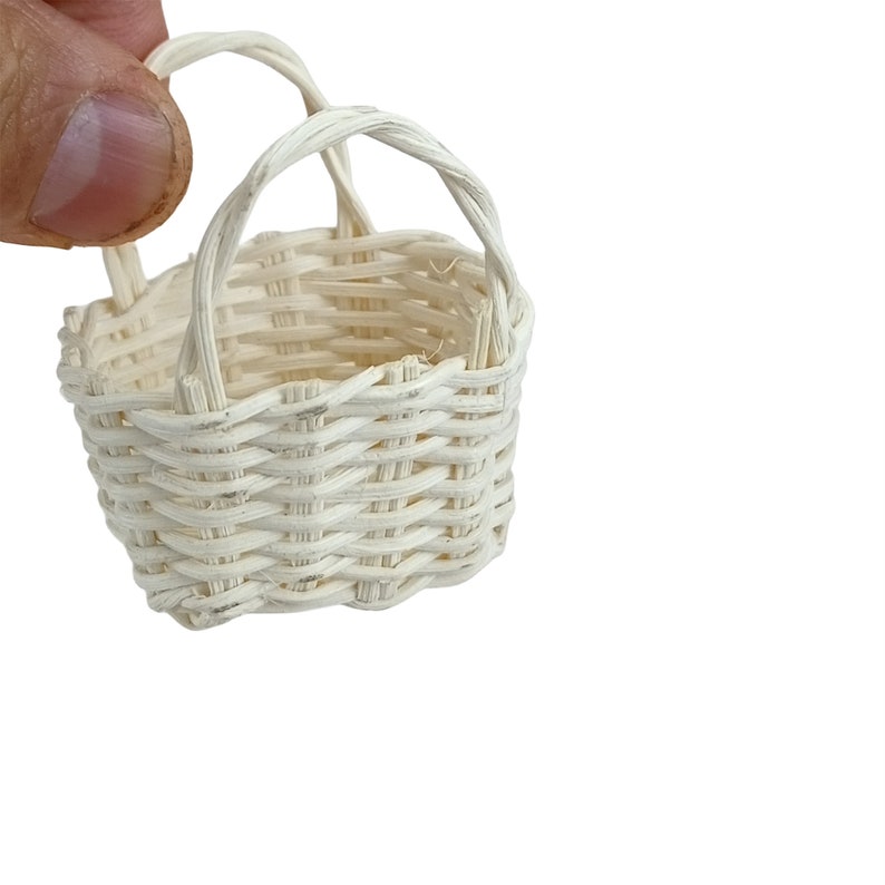 dollhouse Storage woven basket miniature model 1/12 scale decortion diy toys C 43x47mm