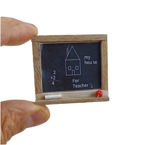Schultafel/Zeichenbrett Miniatur 1:12 Dekoration Kinderstube mit Tafel