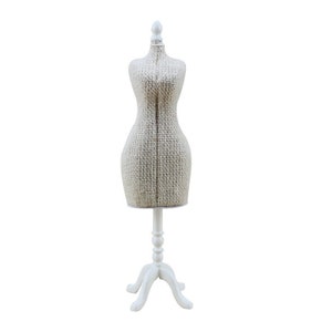 Dollhouse 1/12 Scale Miniature furniture white Hanging clothes model
