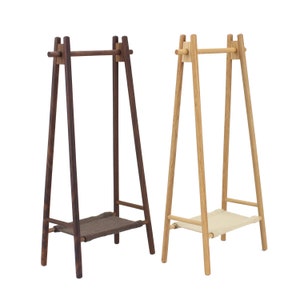 Meubles miniatures de scène de poupée à l&#39;échelle 1/6 Cintre en noyer noir/hêtre/Cintre pour balançoire, modèle en bois