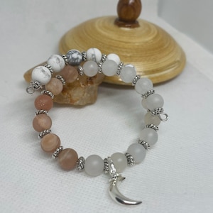 Sweetness Cycle Tracking Bracelet - Crystal Bracelet for Women - Fertility - Empowerment - Howlite, Agate, Moonstone, Quartz
