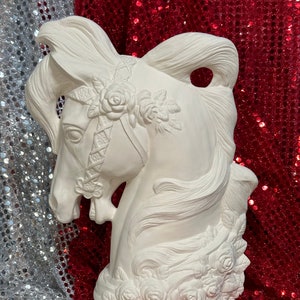 手作りの陶器製馬の彫刻：立ち上がる牡馬の像、DIYギフト - Etsy 日本