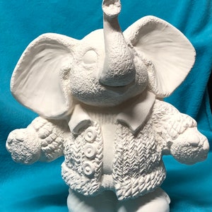 Escultura de elefante hecha a mano - Elefantes de cerámica - Etsy - Decoración del hogar hecha a mano con elefantes - Figura de elefante de cerámica - Arte coleccionable hecho a mano